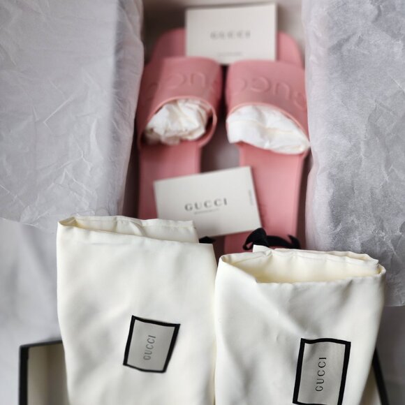 Gucci Women’s Rubber Slide Sandals (GG Embossed), Brand New, Pink, Size 40. - Picture 2 of 16